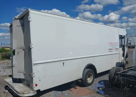 2011 Ford E-350 Stripped из США, поврежденный, VIN 1FC2E3KL4BDA55260